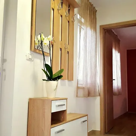 Apartment Tara Pula Exterior photo